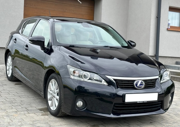 Lexus CT cena 43900 przebieg: 225000, rok produkcji 2011 z Poznań małe 436